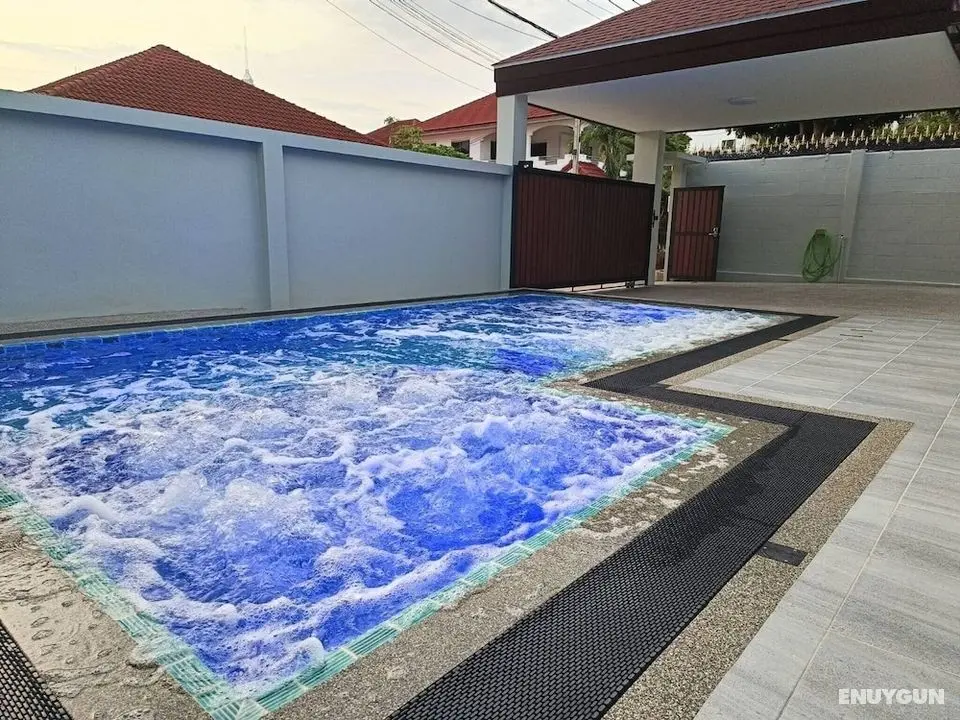 Private Pool With Jacuzzi Kids Pool Royal Park - Öne Çıkan Resim