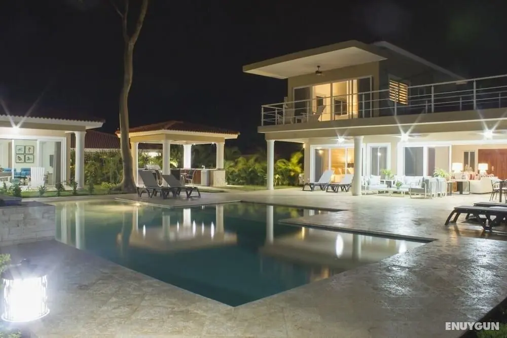 Private two Story Villa With Guest House - Dış Mekan