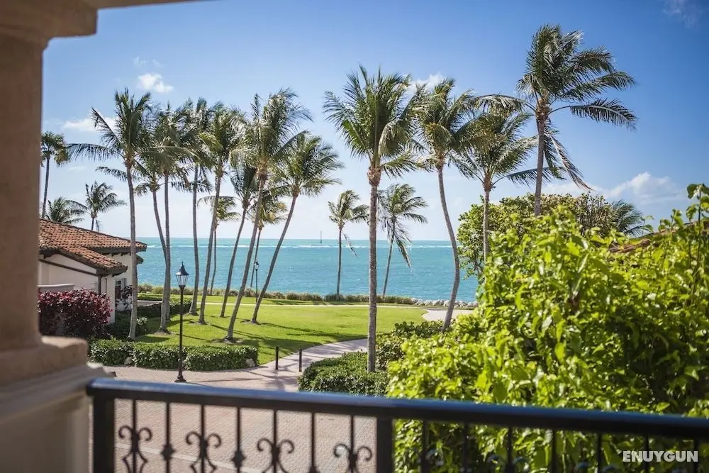 Provident Luxury Suites Fisher Island - Oda Düzeni