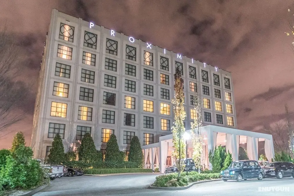 Proximity Hotel - Öne Çıkan Resim