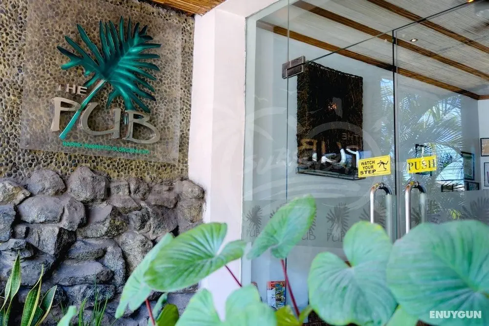 The Pub Hotel - Dış Mekan