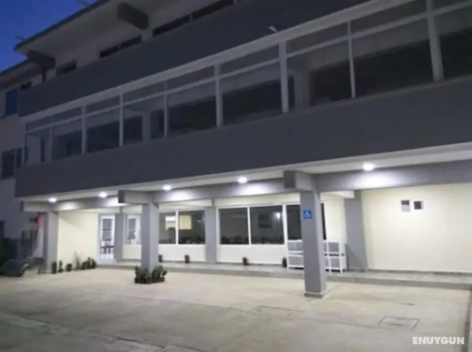 Hotel Puerto Inn - Dış Mekan