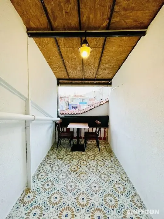 Puffin Hostel - Dış Mekan