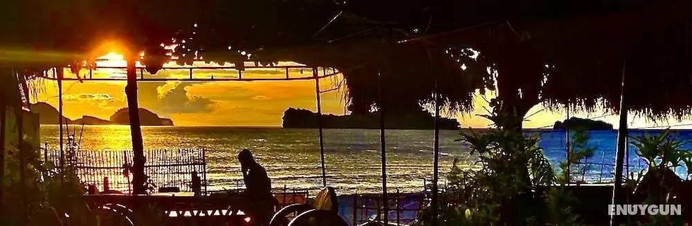 Pundaquit Luxury Resort - Öne Çıkan Resim