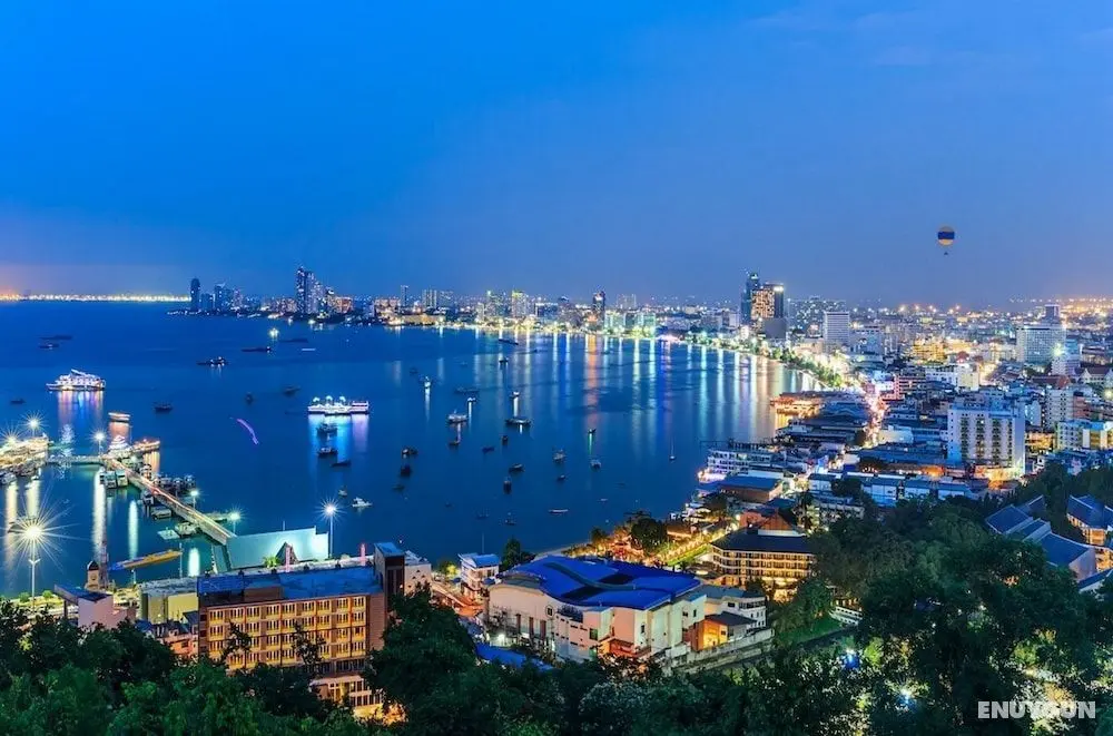 Punyapha Place Pattaya Beach - Öne Çıkan Resim