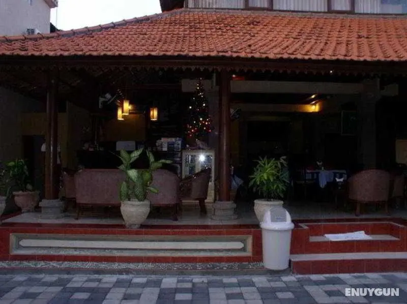 Puri Sading Hotel - Genel