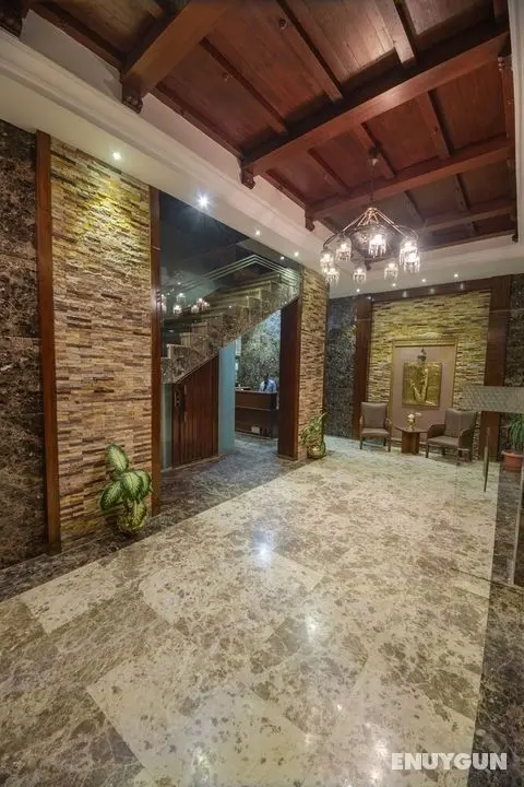 Pyramids GEM Plaza Apartments - Lobi