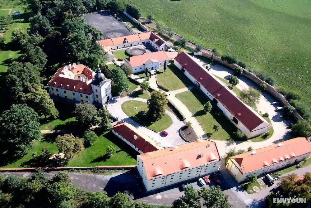 Pytloun Chateau Hotel Ctěnice - Dış Mekan