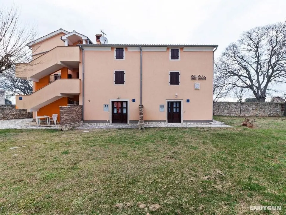 Quaint Apartment in Rovinj With Terrace - Dış Mekan