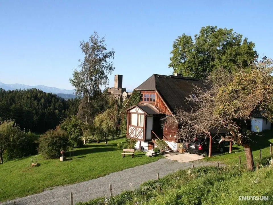 Quaint Holiday Home in Leibenfels With Barbecue - Öne Çıkan Resim