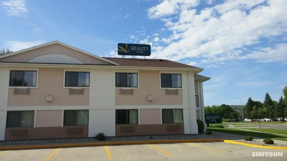 Quality Inn - Dış Mekan
