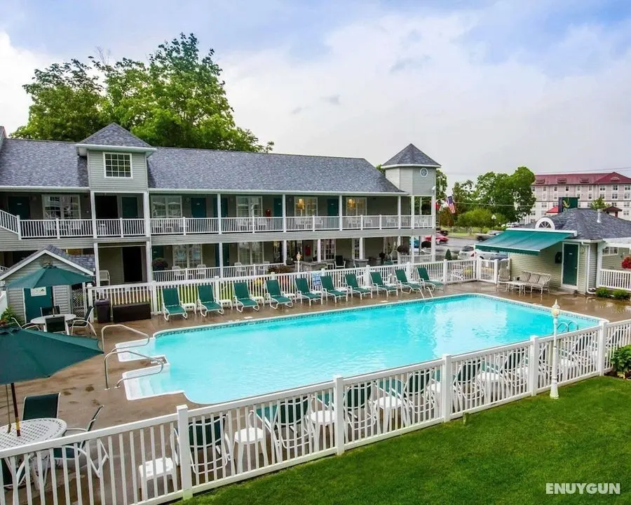Quality Inn Lake George - Havuz