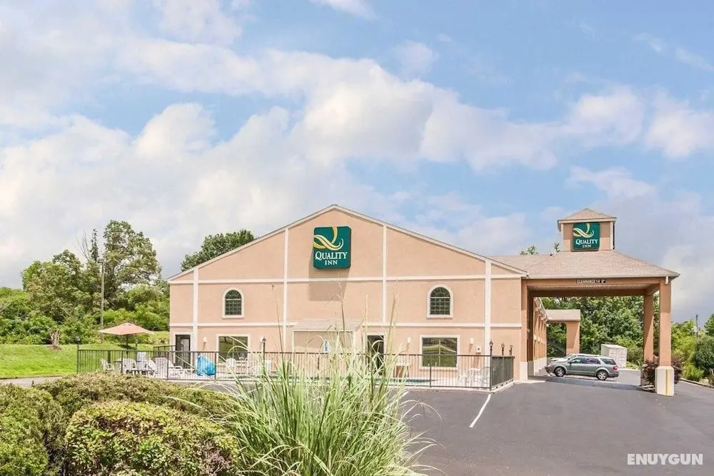 Quality Inn Savannah South - Dış Mekan