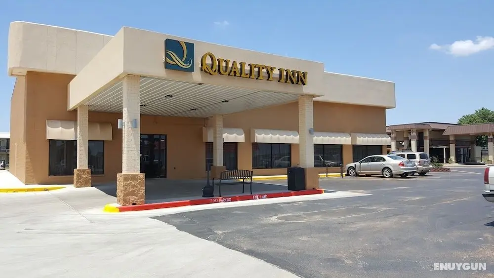 Quality Inn Shawnee - Dış Mekan