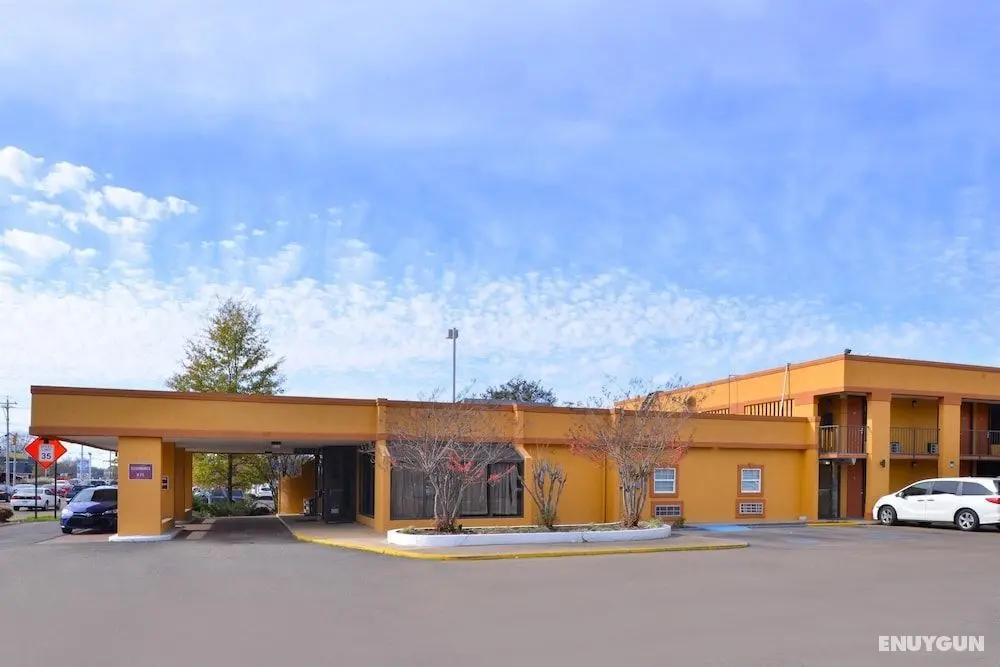 Quality Inn - Dış Mekan