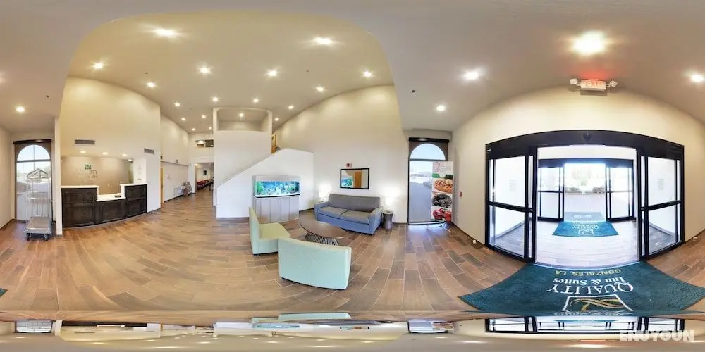 Quality Inn & Suites Near Tanger Outlet Mall - Lobi