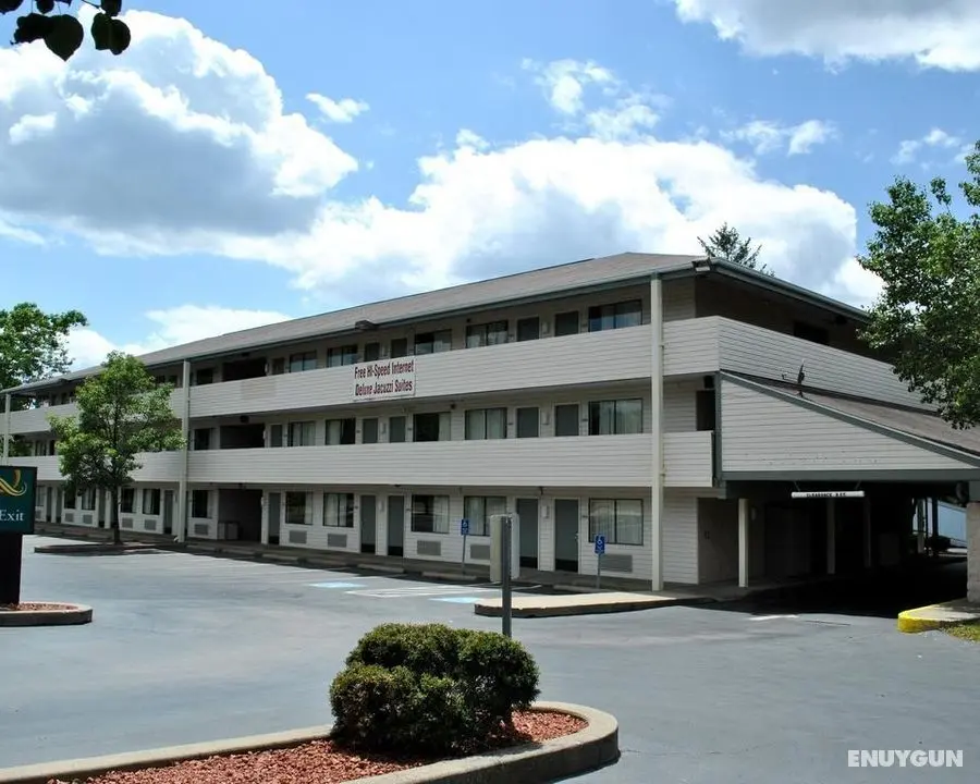 Quality Inn & Suites North Gibsonia - Genel
