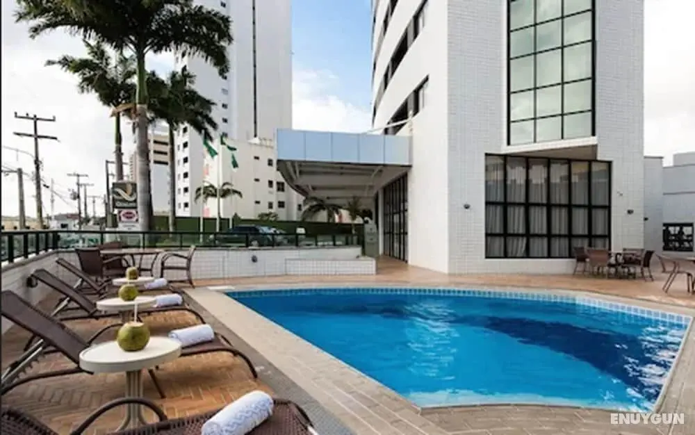 Quality Hotel And Suites Natal - Havuz