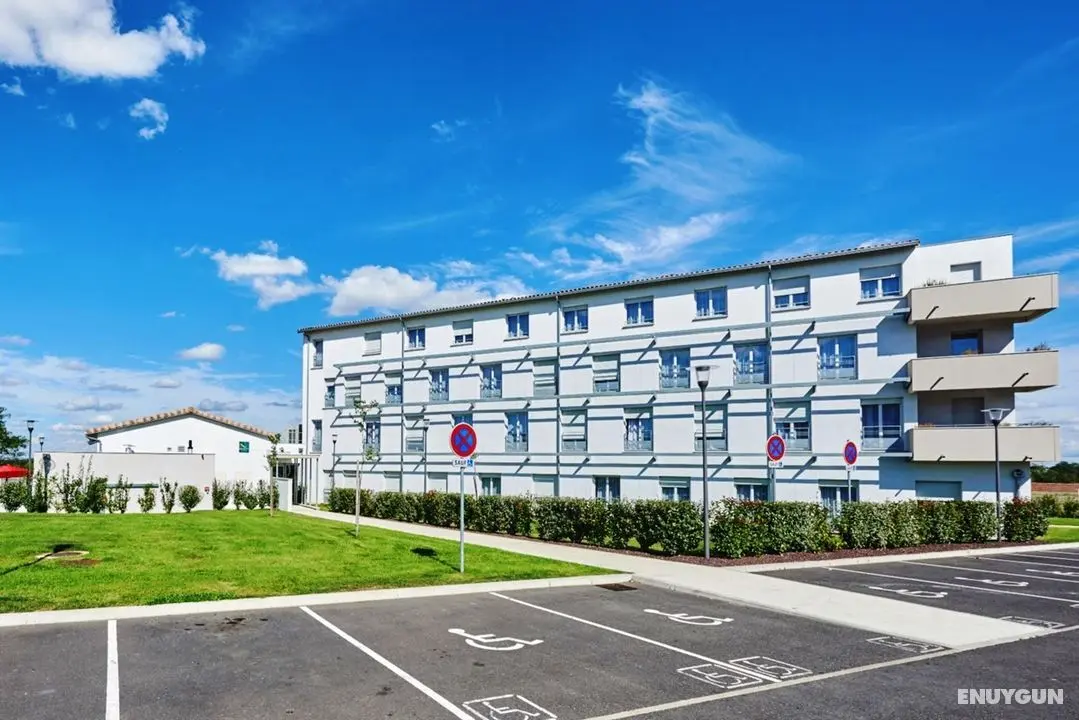 Quality Suites Toulouse-Blagnac - Genel