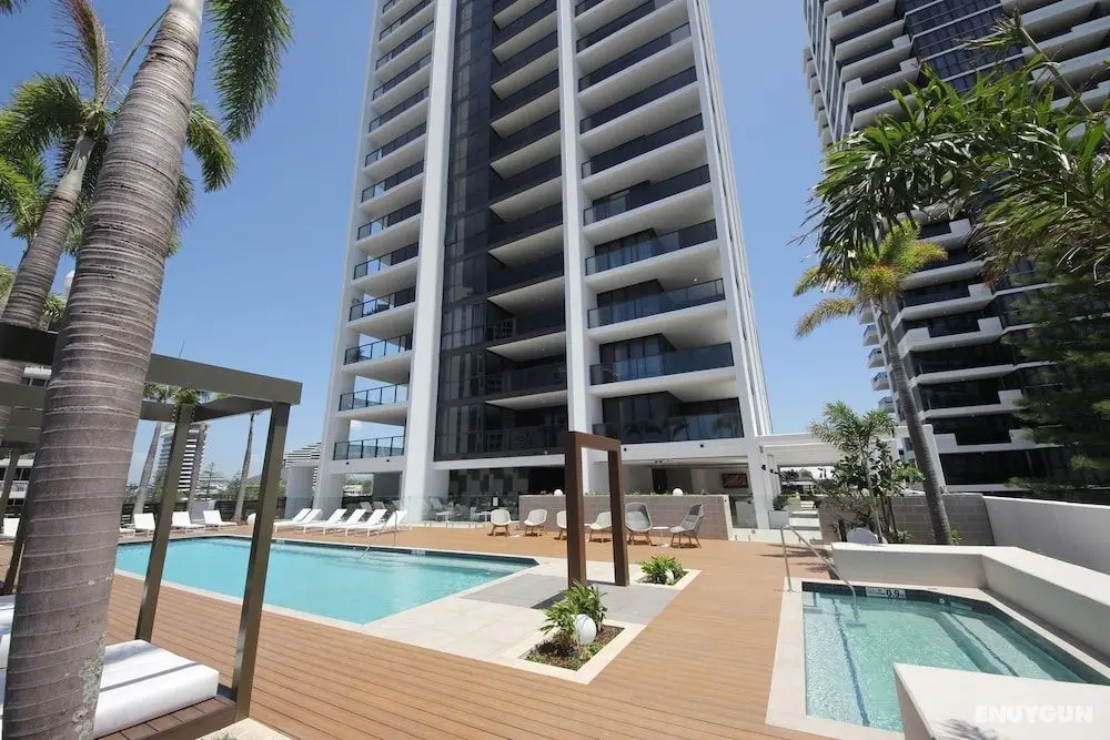 Qube Broadbeach 39 - Öne Çıkan Resim