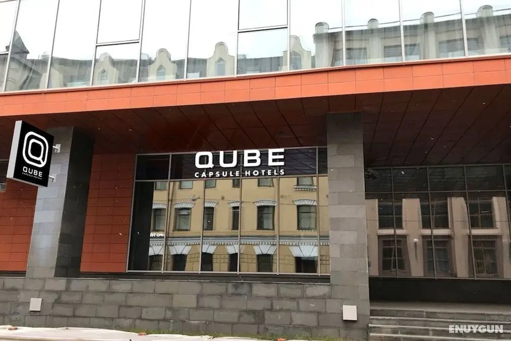 Qube Capsule Hotels - Dış Mekan