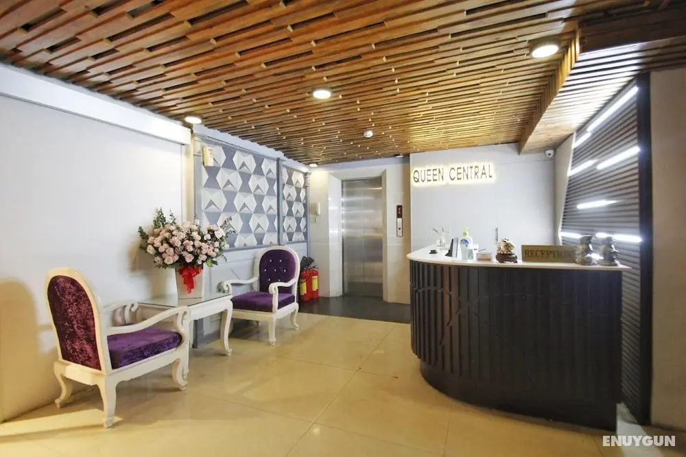 Queen Central Hotel 2 - Lobi