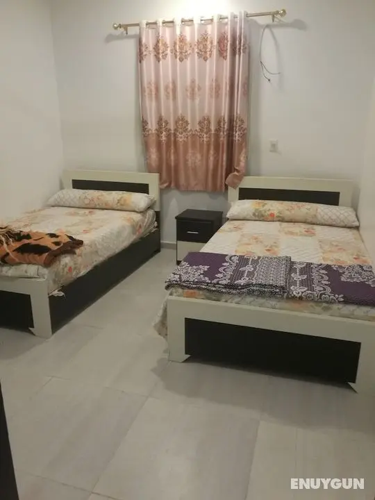 Queen Hostel - Öne Çıkan Resim