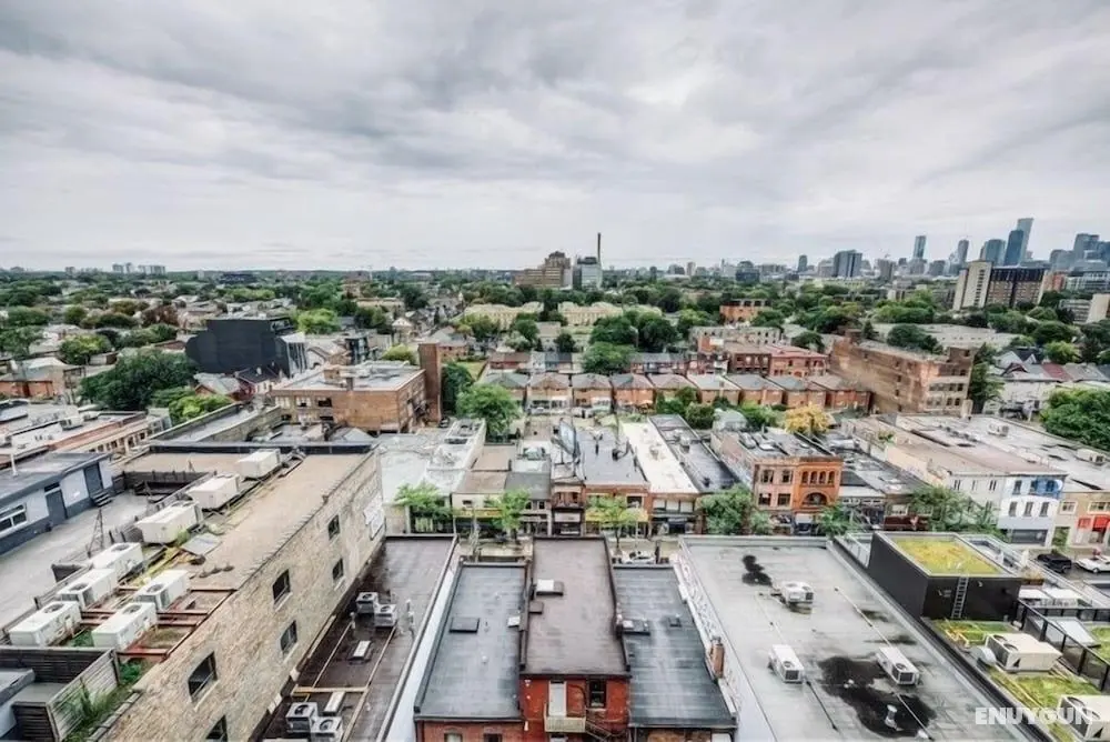Queen St West Designer Executive Suites - Dış Mekan