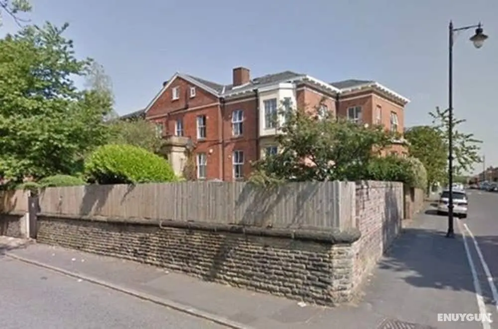 Queens Guesthouse Manchester - Dış Mekan