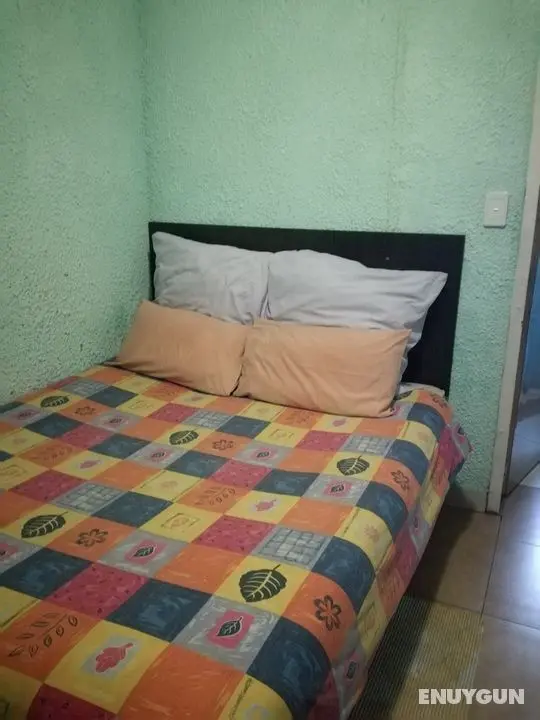 Queens Lodge And Backpackers DEN - Öne Çıkan Resim