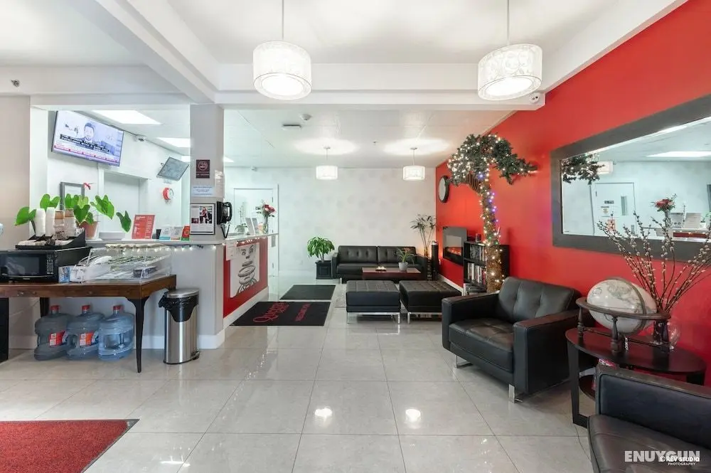 Queens Hotel - Öne Çıkan Resim