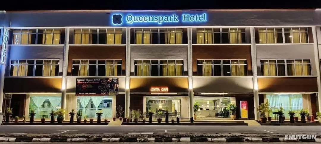 Queenspark Hotel - Öne Çıkan Resim