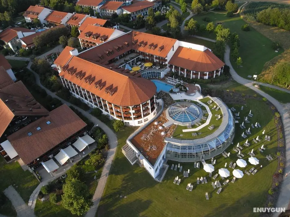 Quellness- & Golfhotel Fürstenhof - Dış Mekan