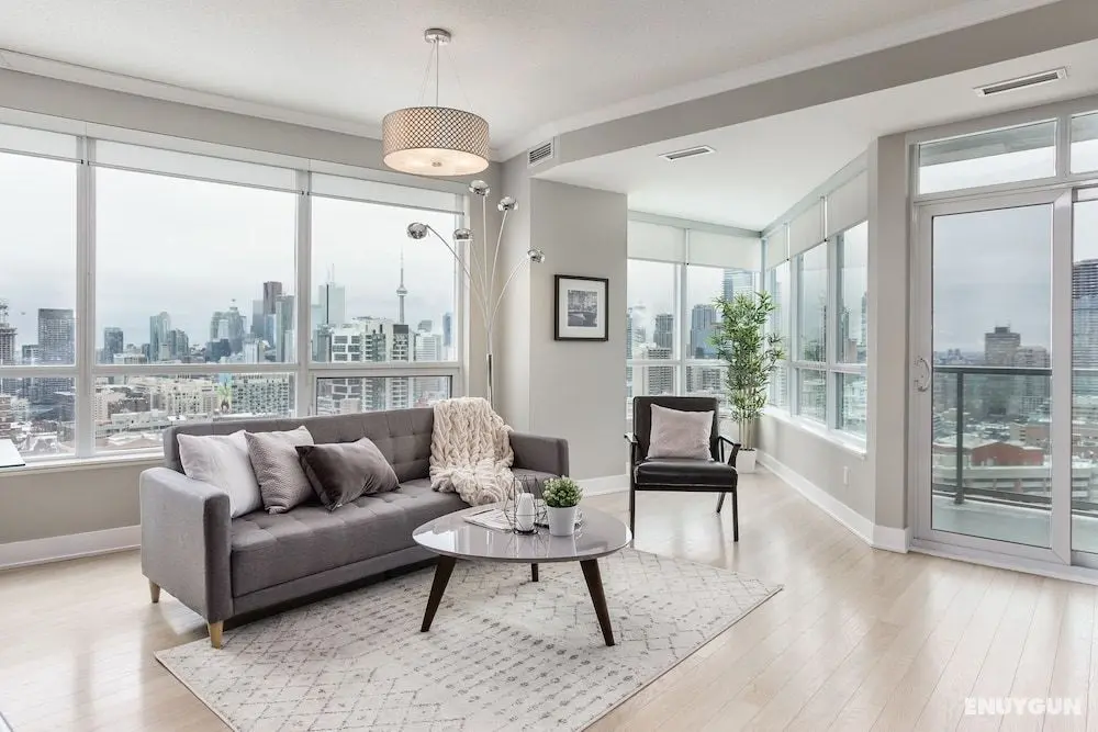 QuickStay - Modern 2-Bedroom Condo, Panoramic City Views - Öne Çıkan Resim