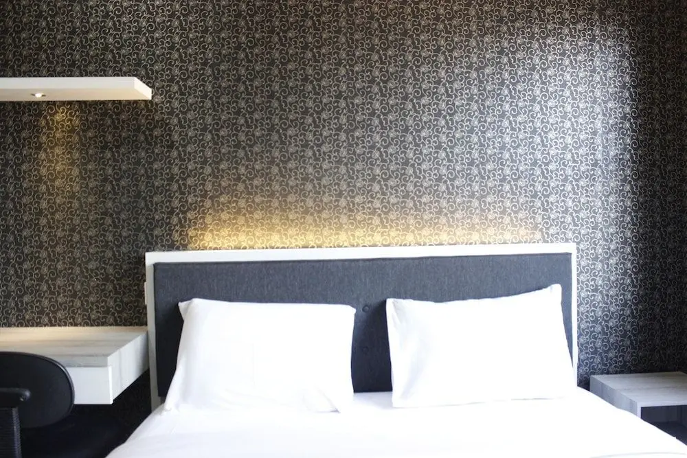 Quiet 2BR Apartment @ Parahyangan Residence Apartement with Mountain View - Öne Çıkan Resim