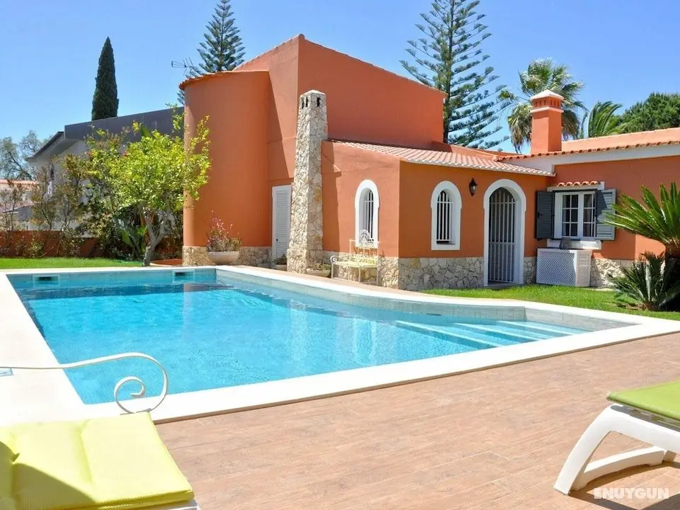 Villa in Quiet Area with Private Pool near Golf Courses & Marina - Öne Çıkan Resim