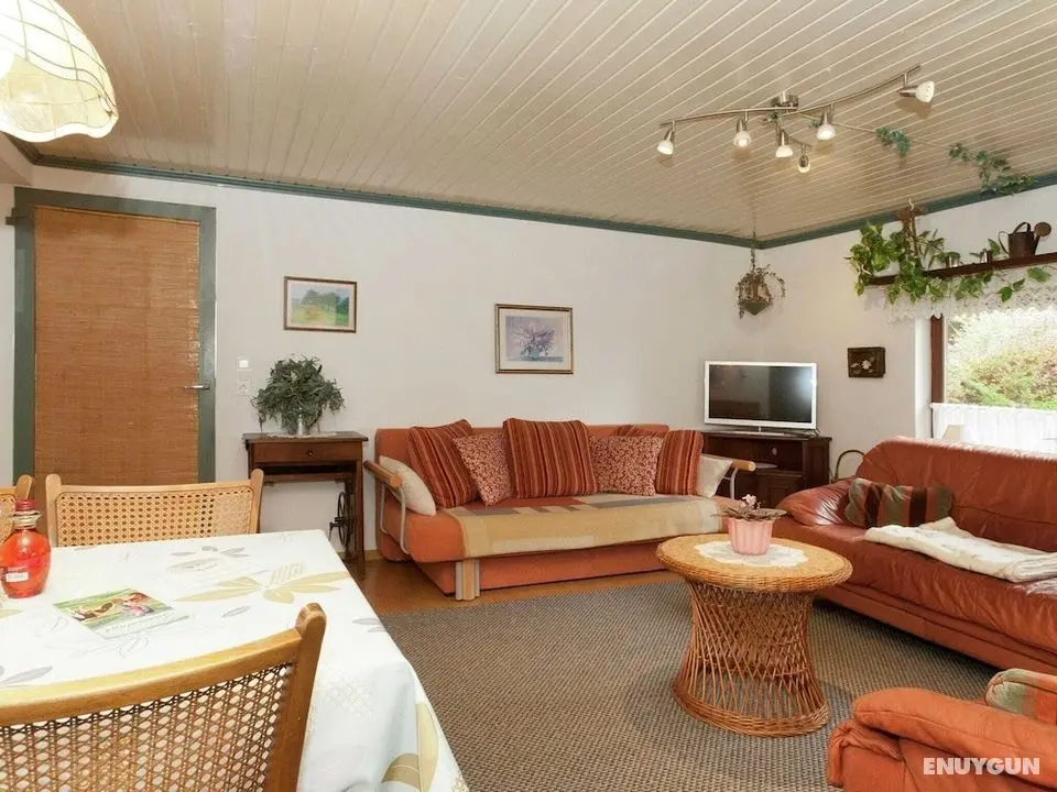 Quiet, Cozy Apartment in Menkhausen near Ski Area - Öne Çıkan Resim
