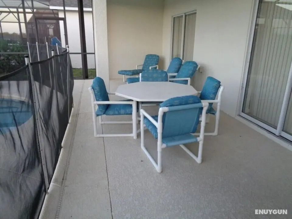 R1 Legacy Park 5 bed / 3 Bath - Öne Çıkan Resim