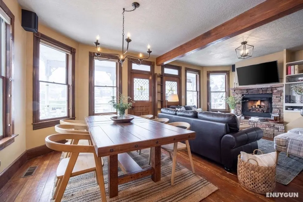 Raddon by Avantstay Beautifully Restored Craftsman w/ Hot Tub in Heart of Downtown PC - Öne Çıkan Resim