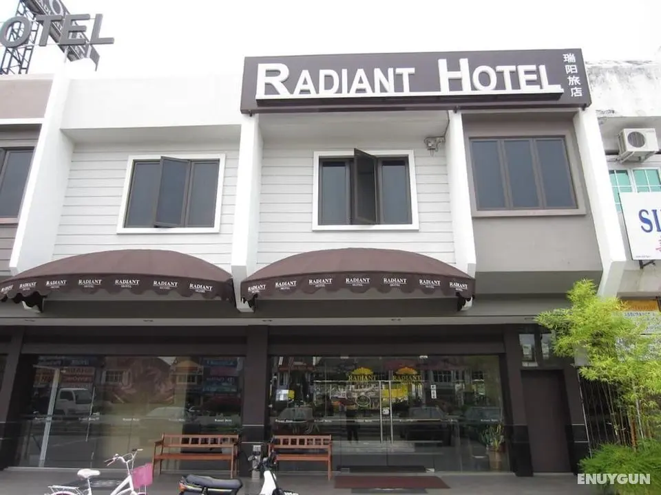 Radiant Hotel - Dış Mekan
