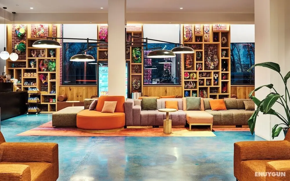 Radio Hotel - Öne Çıkan Resim