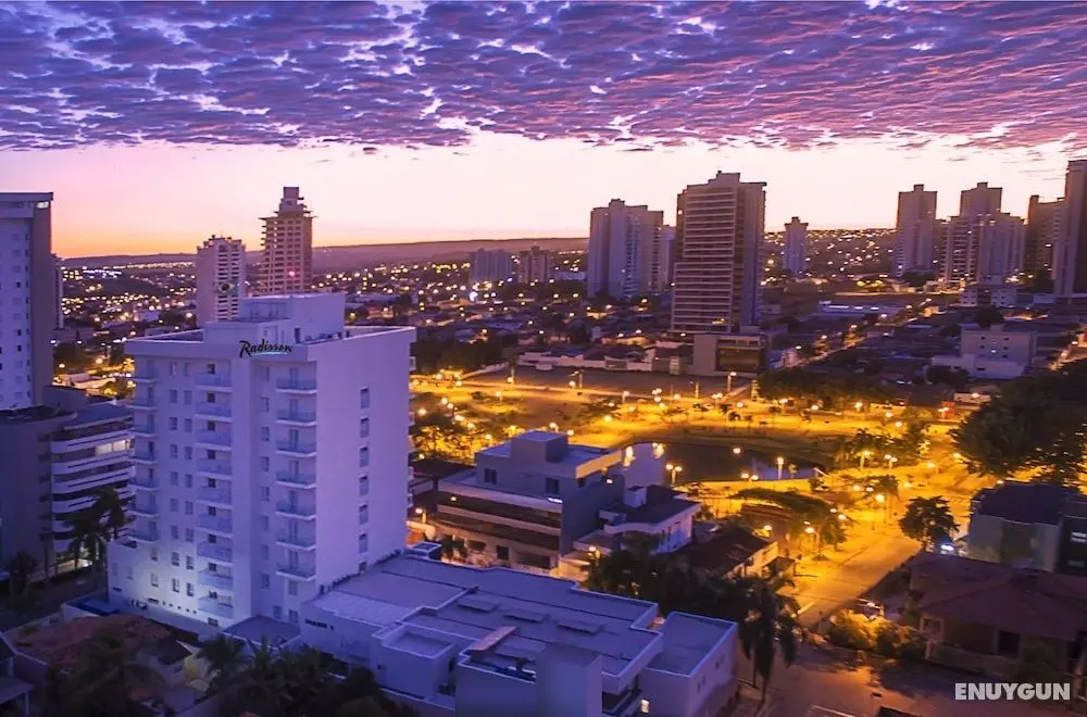 Radisson Hotel Anapolis - Dış Mekanlar