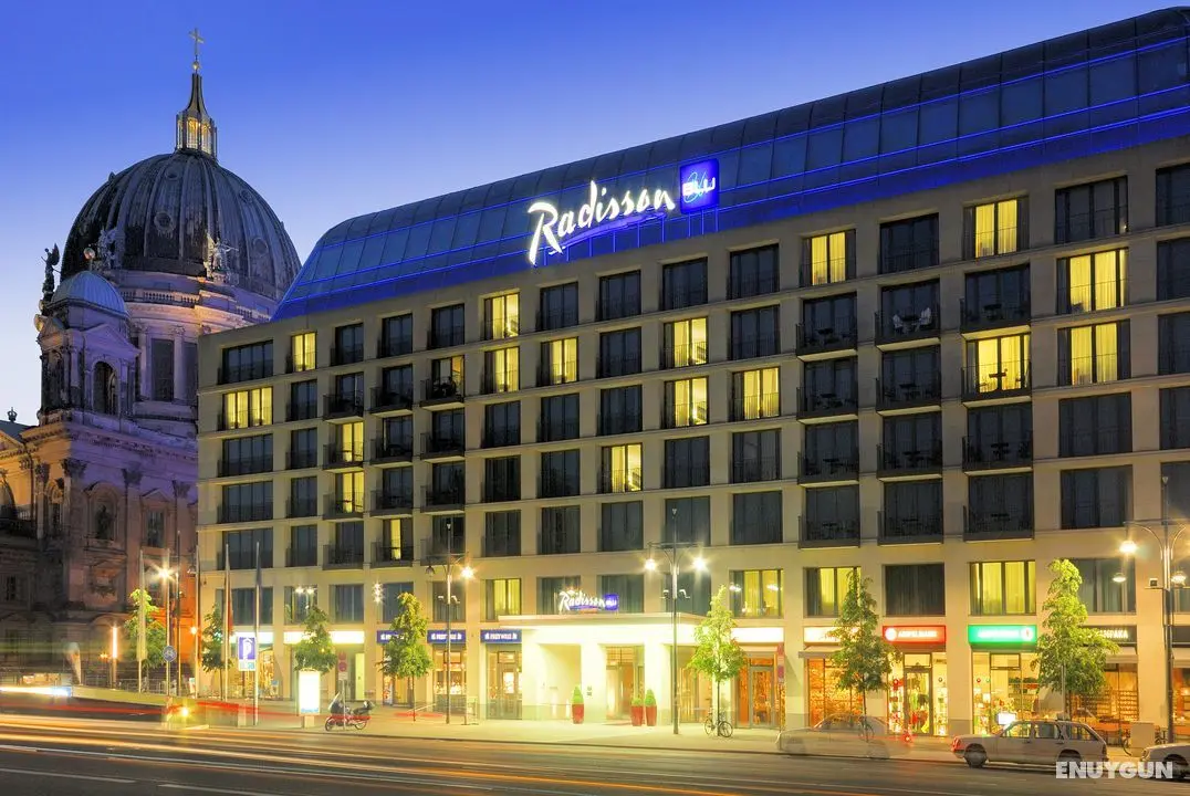 Radisson Blu Hotel Berlin - Genel