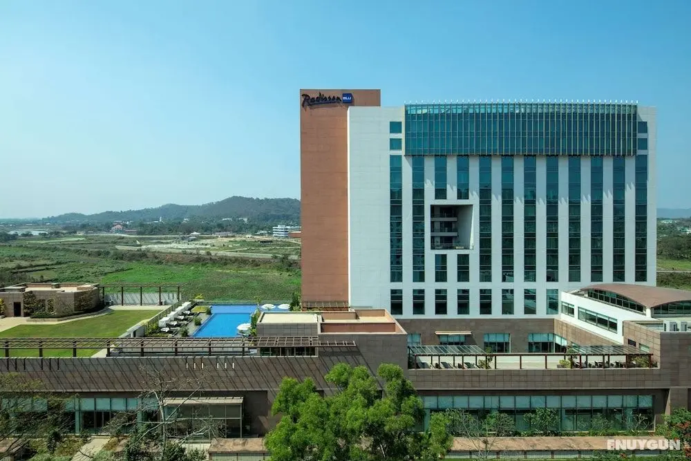 Radisson Blu Hotel Guwahati - Dış Mekan