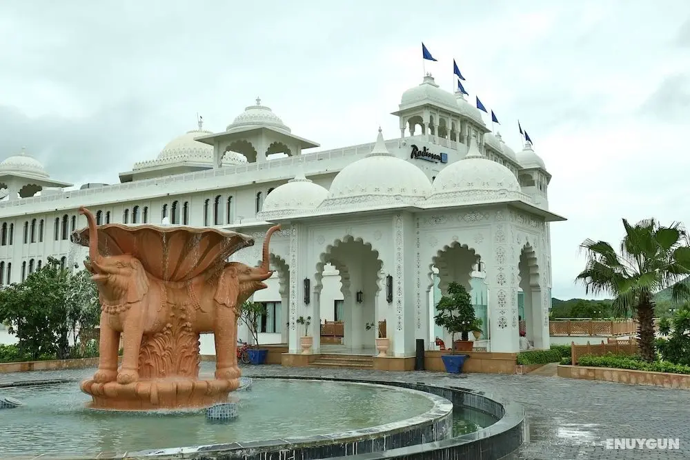 Radisson Blu Udaipur Palace Resort & Spa - Öne Çıkan Resim