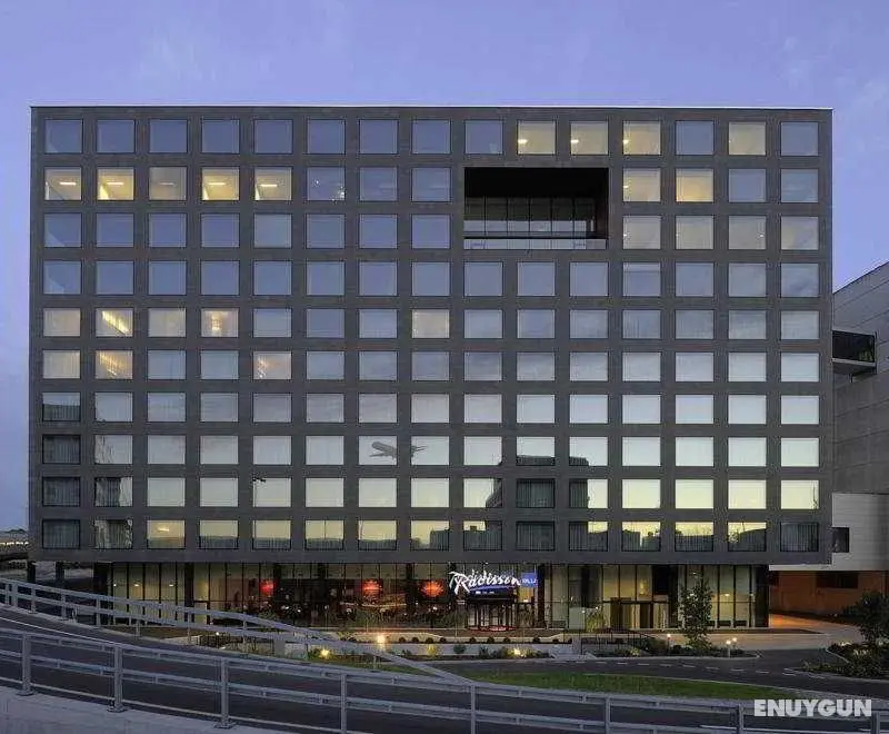 Radisson Blu Hotel, Zurich Airport - Genel