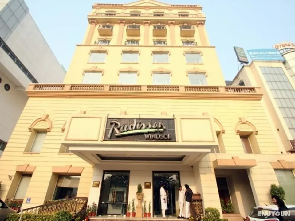 Radisson Hotel Jalandhar - Dış Mekan