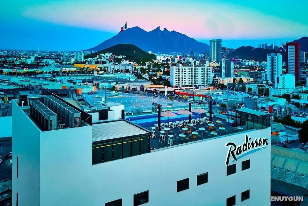 Radisson Hotel Monterrey San Jeronimo - Dış Mekan