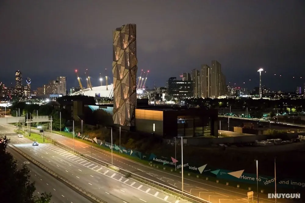 Radisson RED London Greenwich The O2 - Konum Öne Çıkanlar