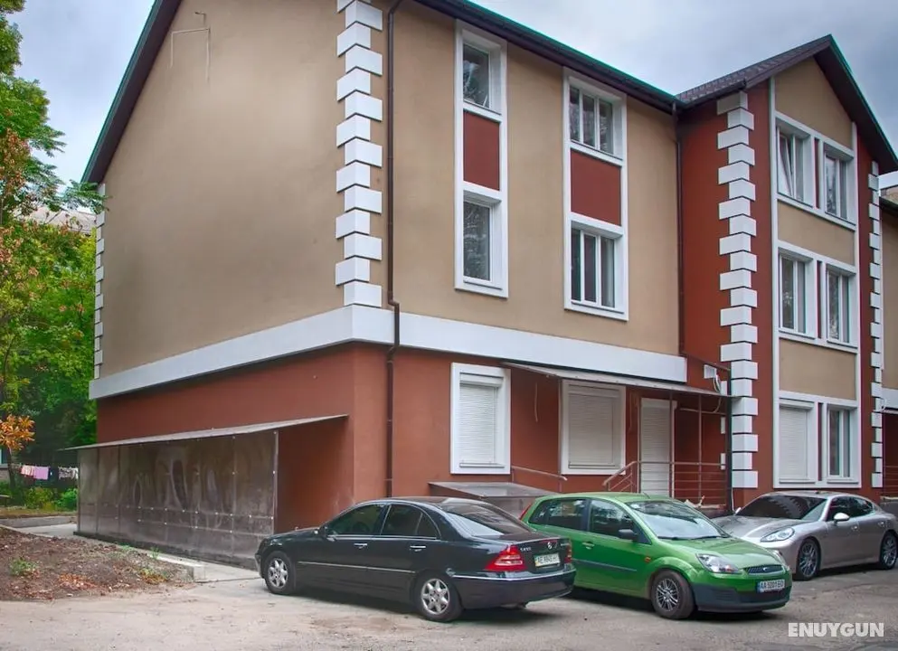 Rainbow House Hostel - Dış Mekan